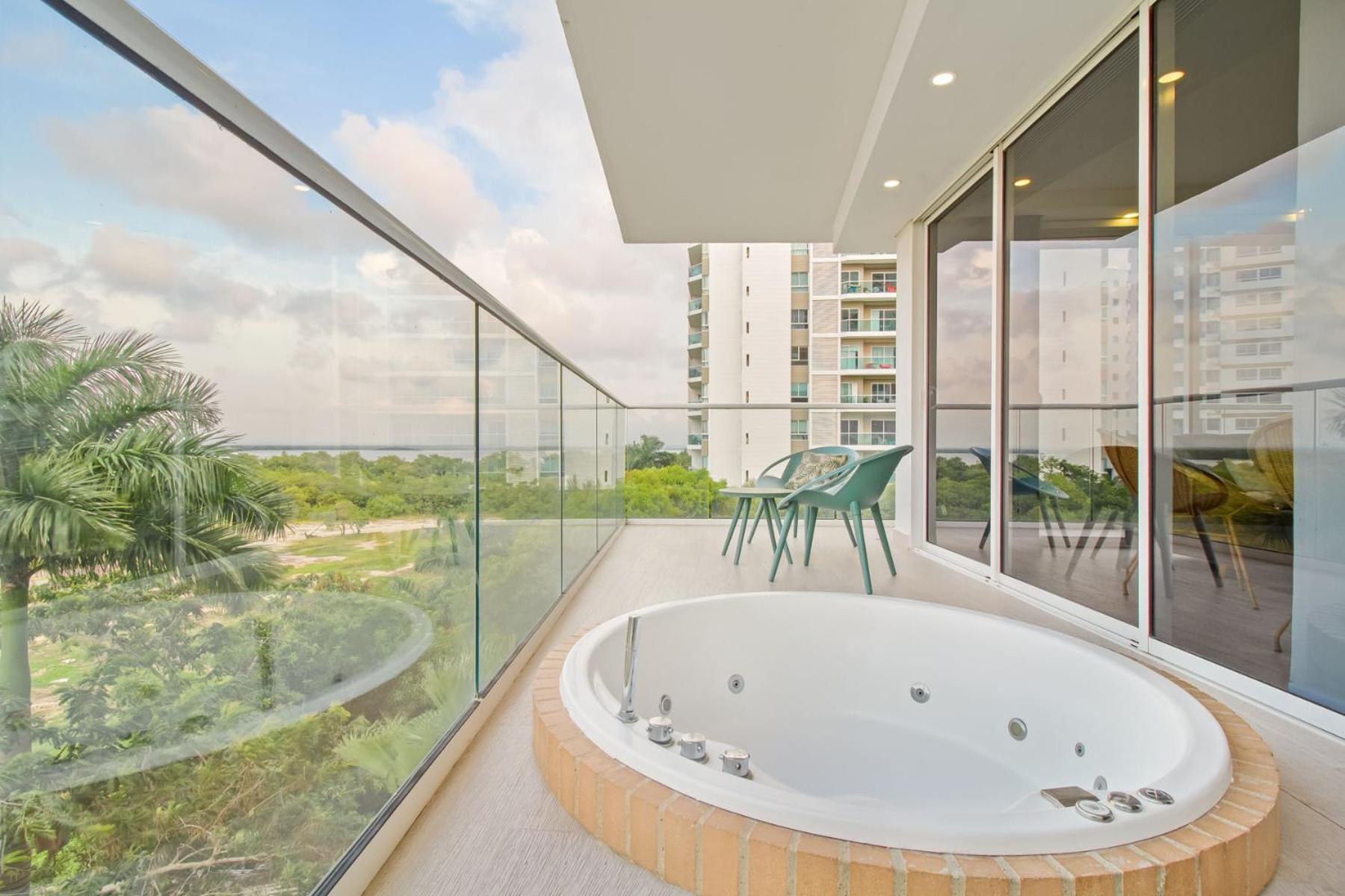 Martinique Cartagena - Apartamento Para 6 Con Jacuzzi Privado Exterior foto
