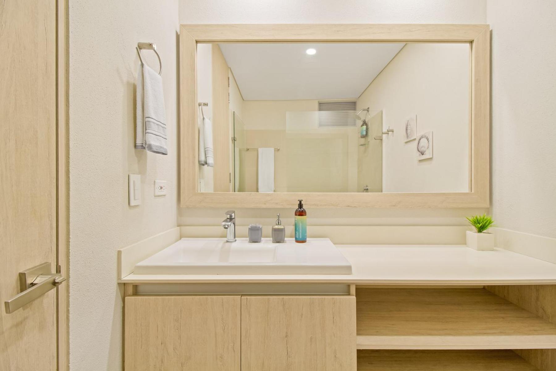 Martinique Cartagena - Apartamento Para 6 Con Jacuzzi Privado Exterior foto